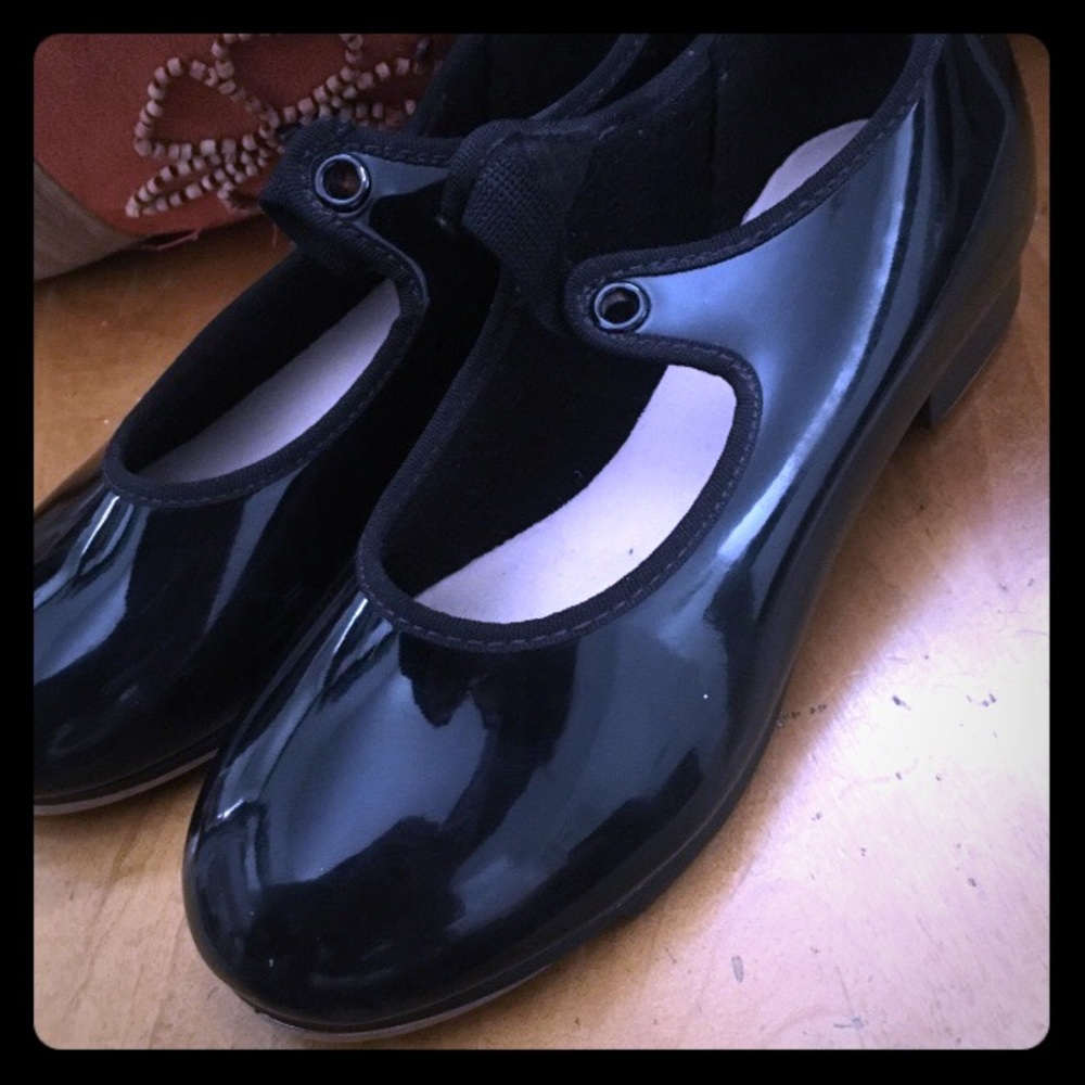 Capezio black patent leather Girl's Tap-shoes